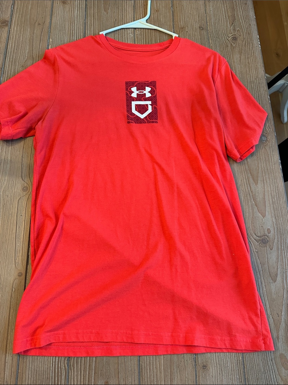 Under Armour Red Short Sleeve Tee with Center Logo